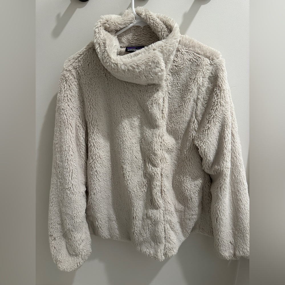 Patagonia Sheep Cropped Jacket